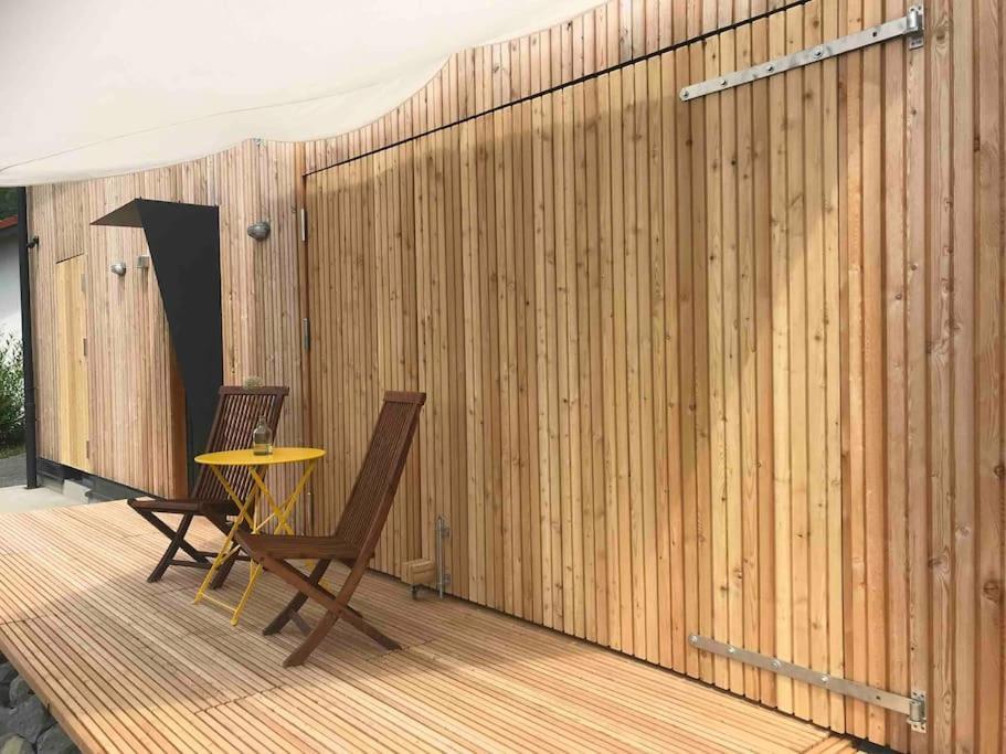 Eifelhausaufzeit-Vulkaneifel-Architekten-Chalet Mit Sauna Im Vulkankrater Immerath Buitenkant foto