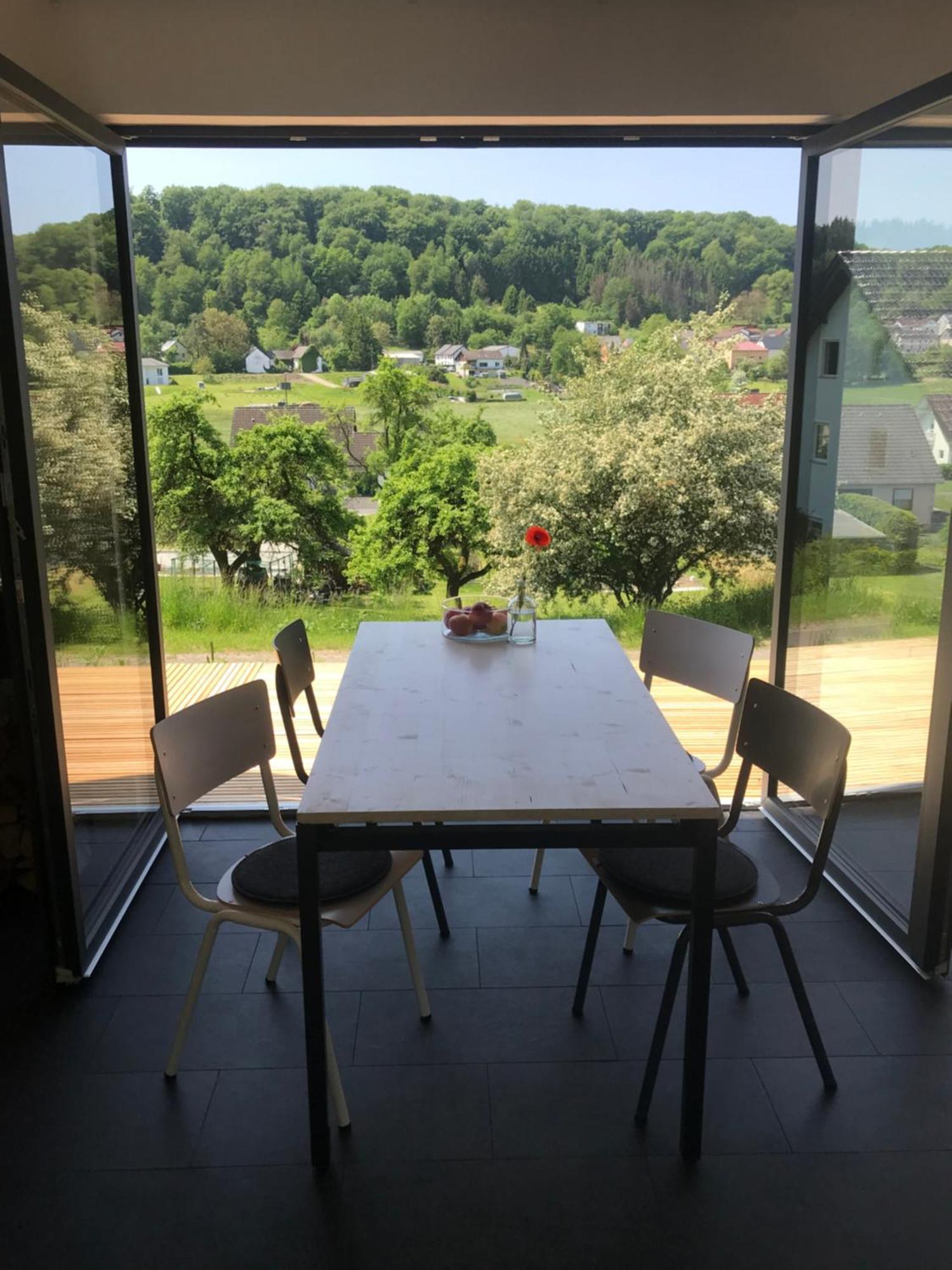 Eifelhausaufzeit-Vulkaneifel-Architekten-Chalet Mit Sauna Im Vulkankrater Immerath Buitenkant foto